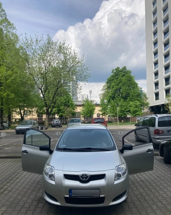 Toyota Auris cena 18000 przebieg: 199088, rok produkcji 2007 z Warszawa małe 211